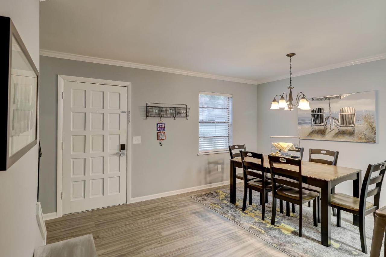 #111 Elaborate Condo Ideal Location 2Brm/2 Parking ヒルトンヘッドアイランド エクステリア 写真