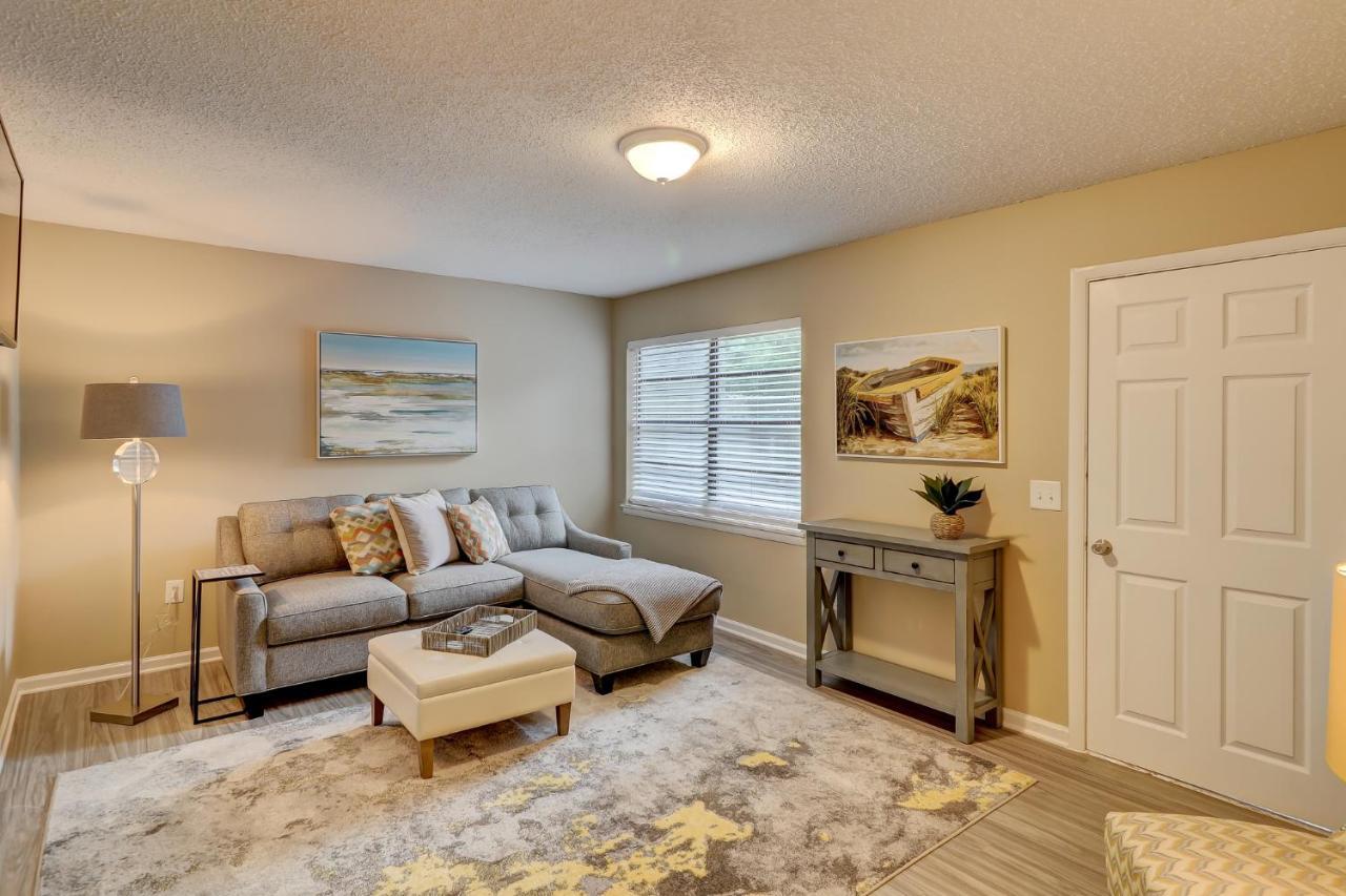 #111 Elaborate Condo Ideal Location 2Brm/2 Parking ヒルトンヘッドアイランド エクステリア 写真