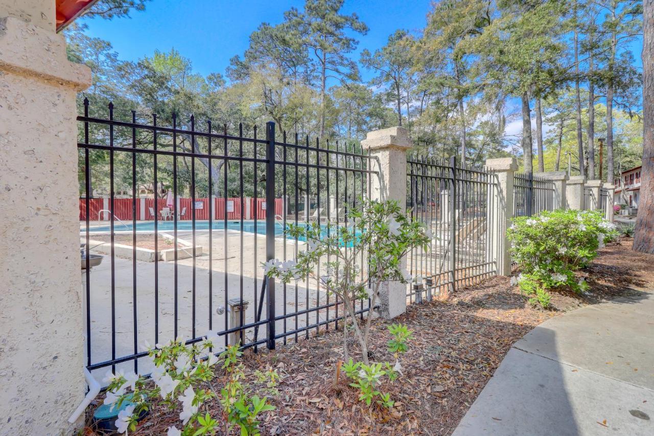 #111 Elaborate Condo Ideal Location 2Brm/2 Parking ヒルトンヘッドアイランド エクステリア 写真