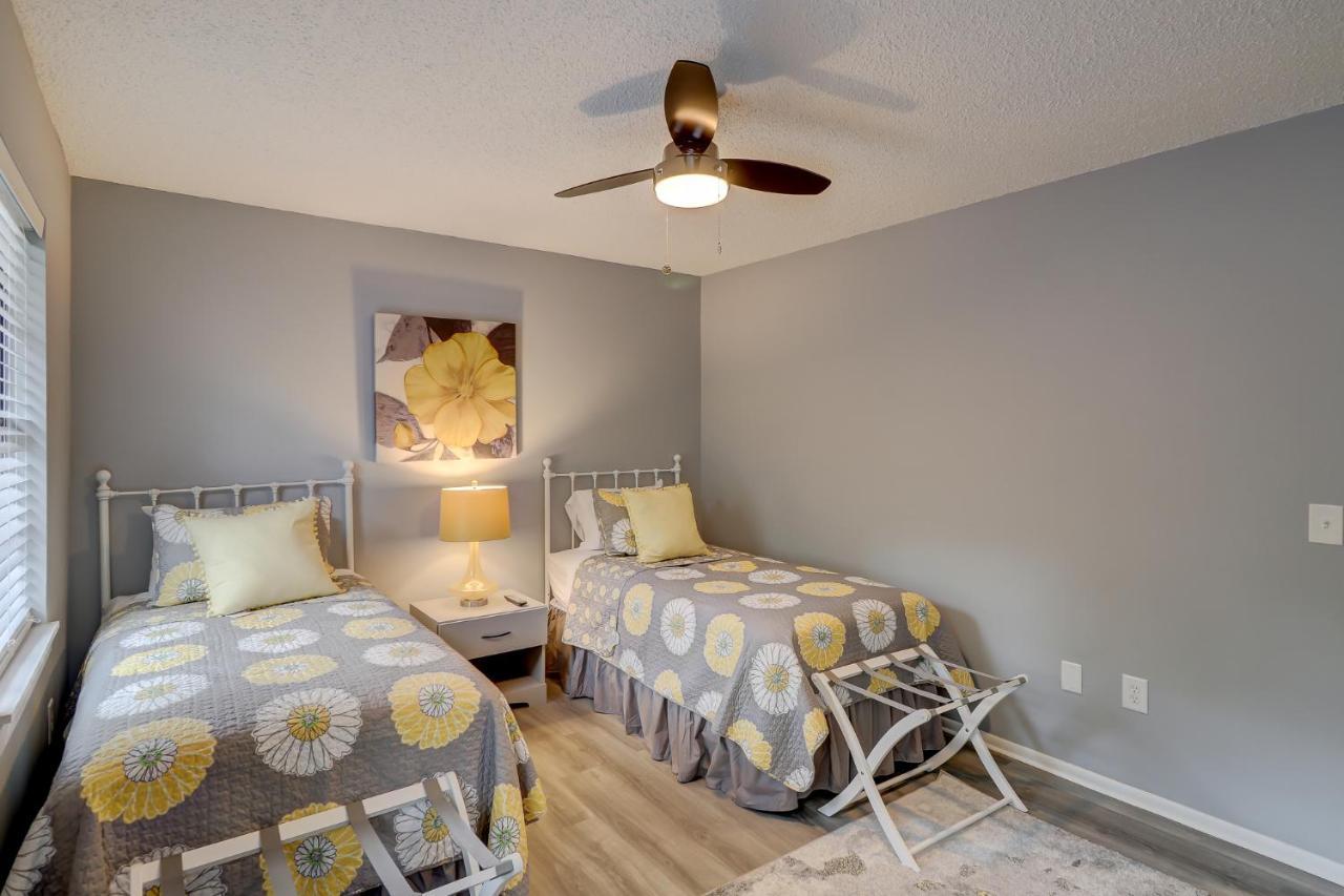 #111 Elaborate Condo Ideal Location 2Brm/2 Parking ヒルトンヘッドアイランド エクステリア 写真